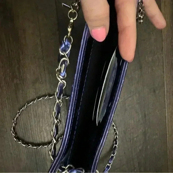 Hello kitty 5/$25 🎀Metallic chain mini purse  Y2K - Picture 7 of 7